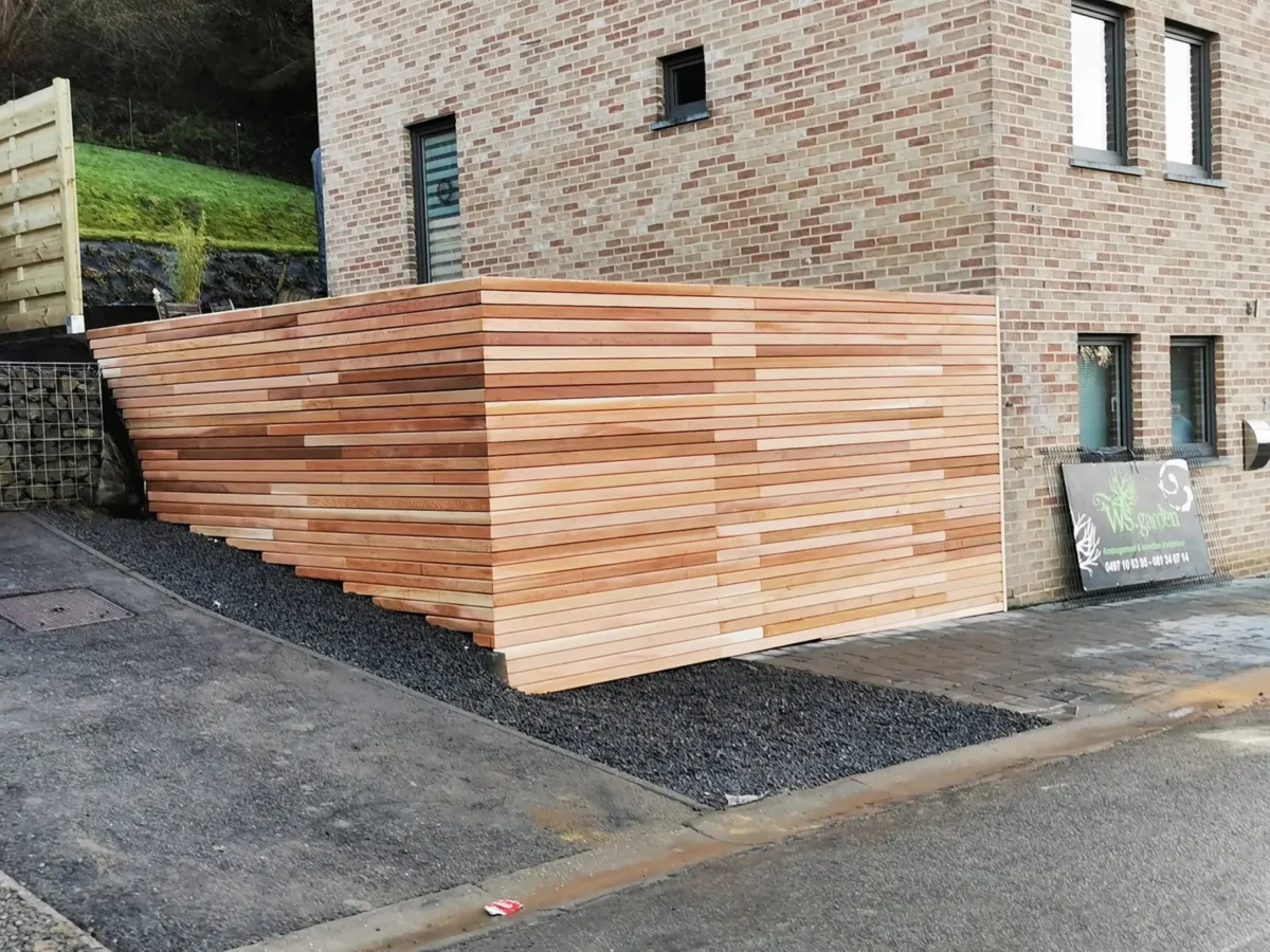 Mur de soutènement avec bardage bois, réalisation WS Aménagement
